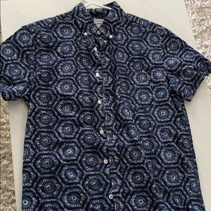 Gap short sleeve shirt